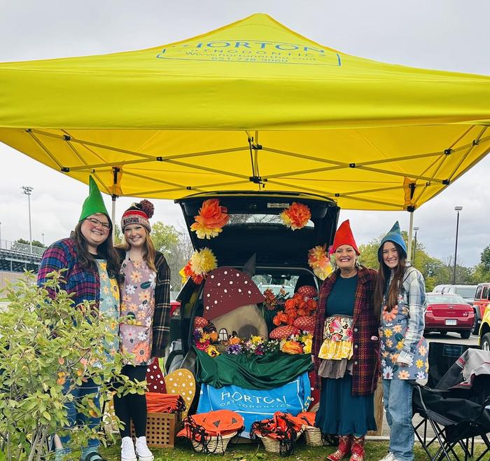 Fun-community-involvment-team-horton-orthodontics Horton team community involvement tent